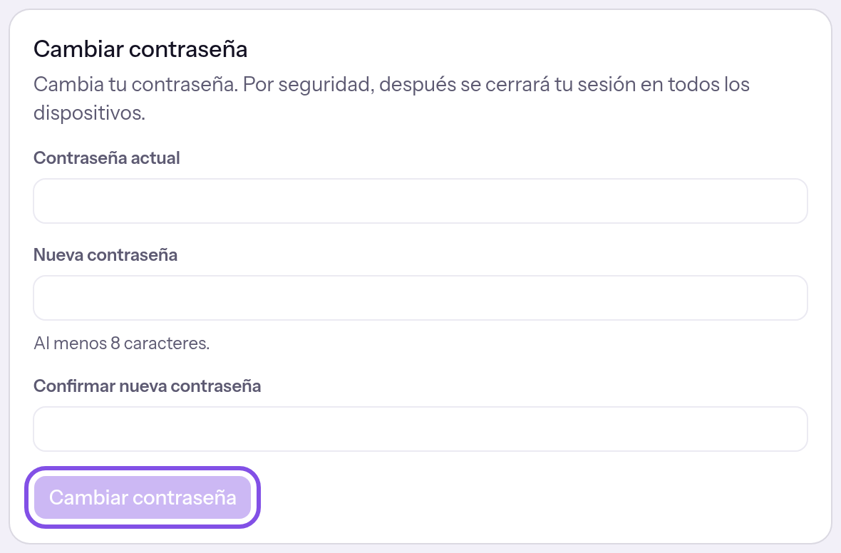 Tarjeta para cambiar la contraseña con tres campos vacíos para la contraseña actual, la nueva y su repetición. El botón desactivado para cambiarla está marcado.