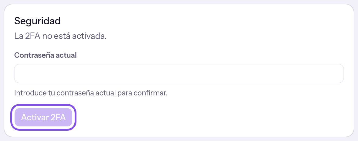 Tarjeta de autenticación de dos factores con el estado inactivo y un campo vacío para la contraseña actual. El botón que empieza la configuración está marcado y desactivado mientras el campo está vacío.